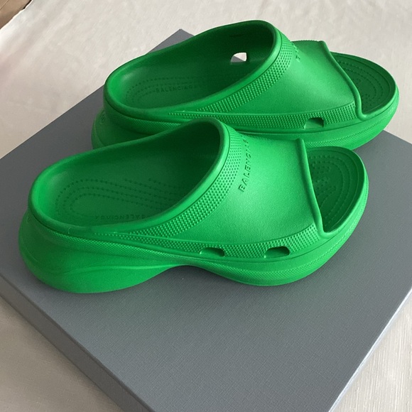 Balenciaga Crocs Edition Slides - Picture 3 of 14